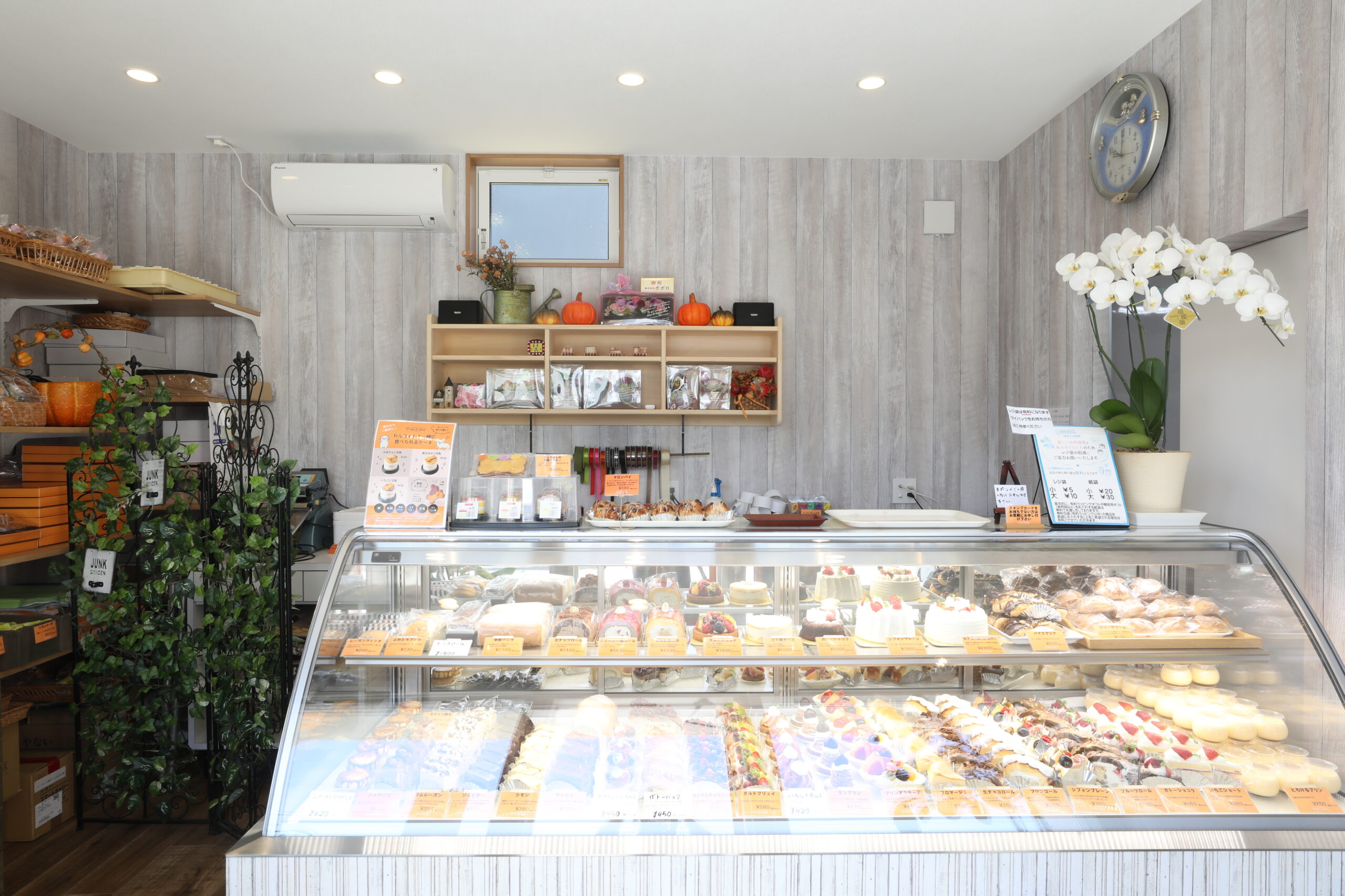 心躍る店内が魅力「町のケーキ屋さん」