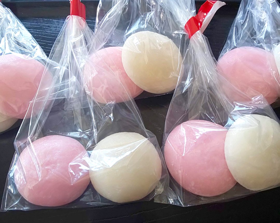 「お餅撒き」しますっ！