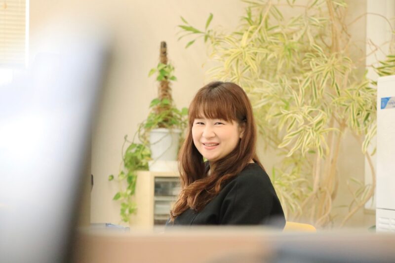 井上建設スタッフ画像 常務　井上智映子