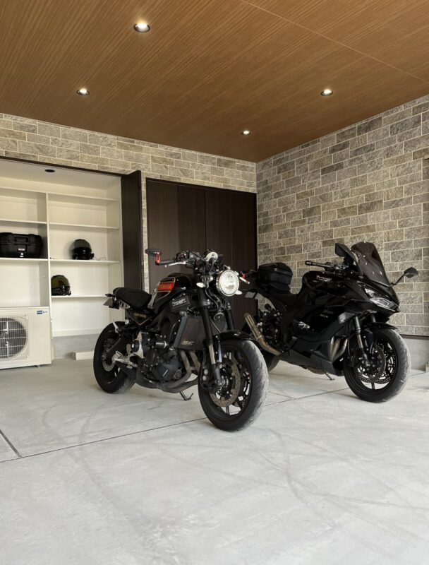 井上建設　2024年5月完成見学会のお家　インナーガレージバイク画像