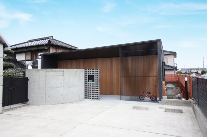 デザインにこだわったミニマムモダンの平屋 施工例紹介ページ。外観画像