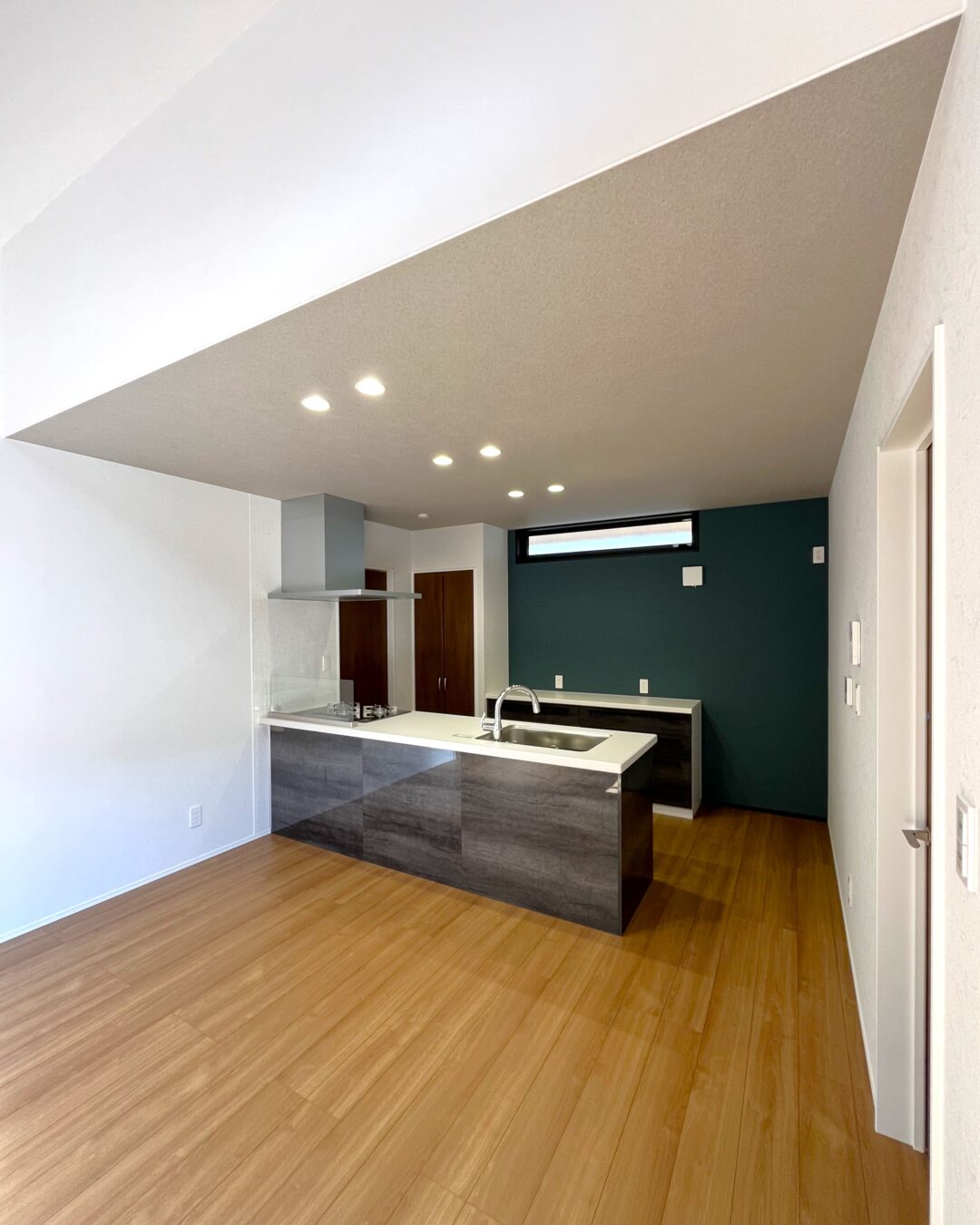 綾羅木南町1号平屋紹介ページ　キッチン画像