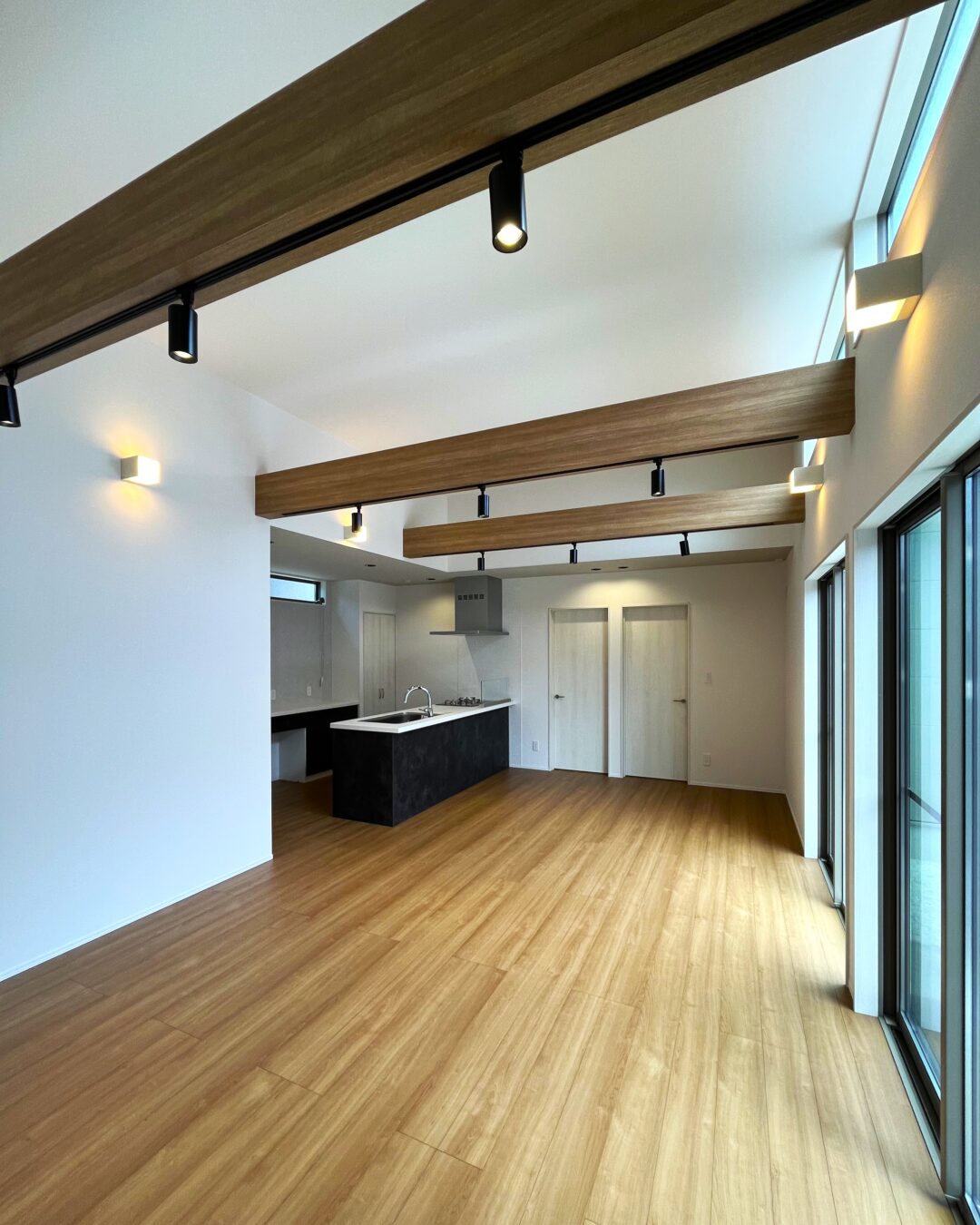 彦島福浦町8号地建売 紹介HP　LDK画像